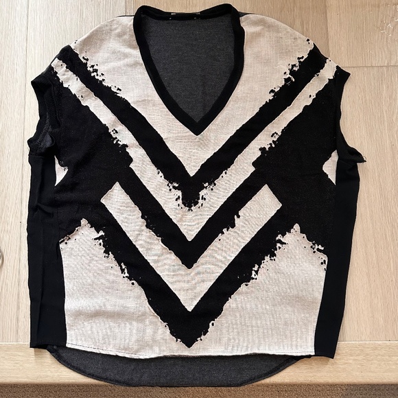 ZARA Linen Cotton blend Burnout Chevron Design Oversized Top - Picture 2 of 4